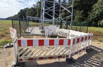 Arbeiten an Glasfaserleerrohranbindung für Maststandort © FMI Arbeiten an Glasfaserleerrohranbindung für Maststandort © FMI